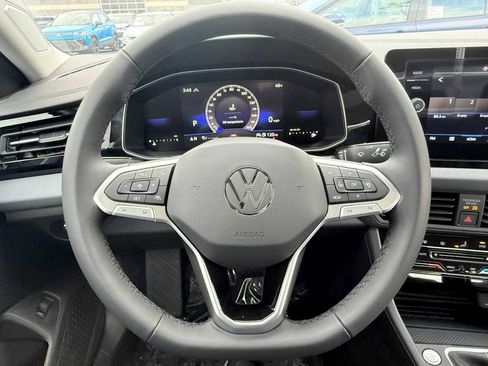 New 2026 Volkswagen Jetta SE image 8