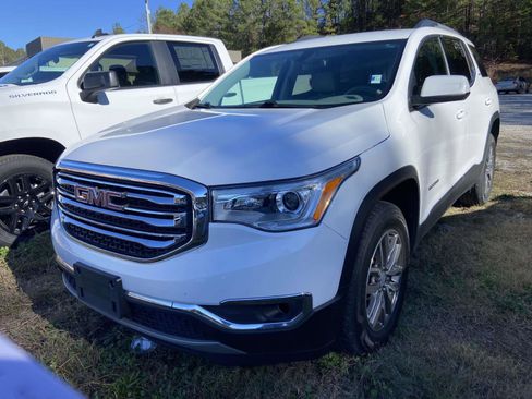 Used 2019 GMC Acadia SLE image 2