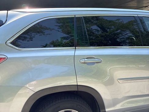 Used 2015 Toyota Highlander XLE AWD/4WD image 9