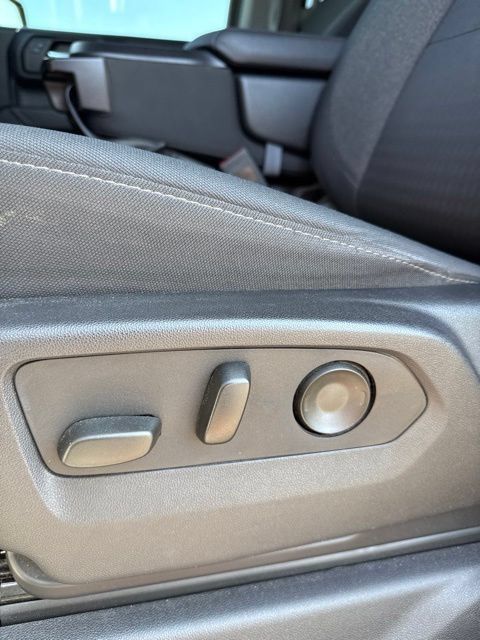 Used 2024 Chevrolet Silverado 1500 Custom AWD/4WD image 16