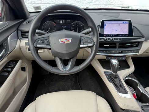 Certified 2022 Cadillac CT4 Luxury w/ Sun And Sound Package image 31