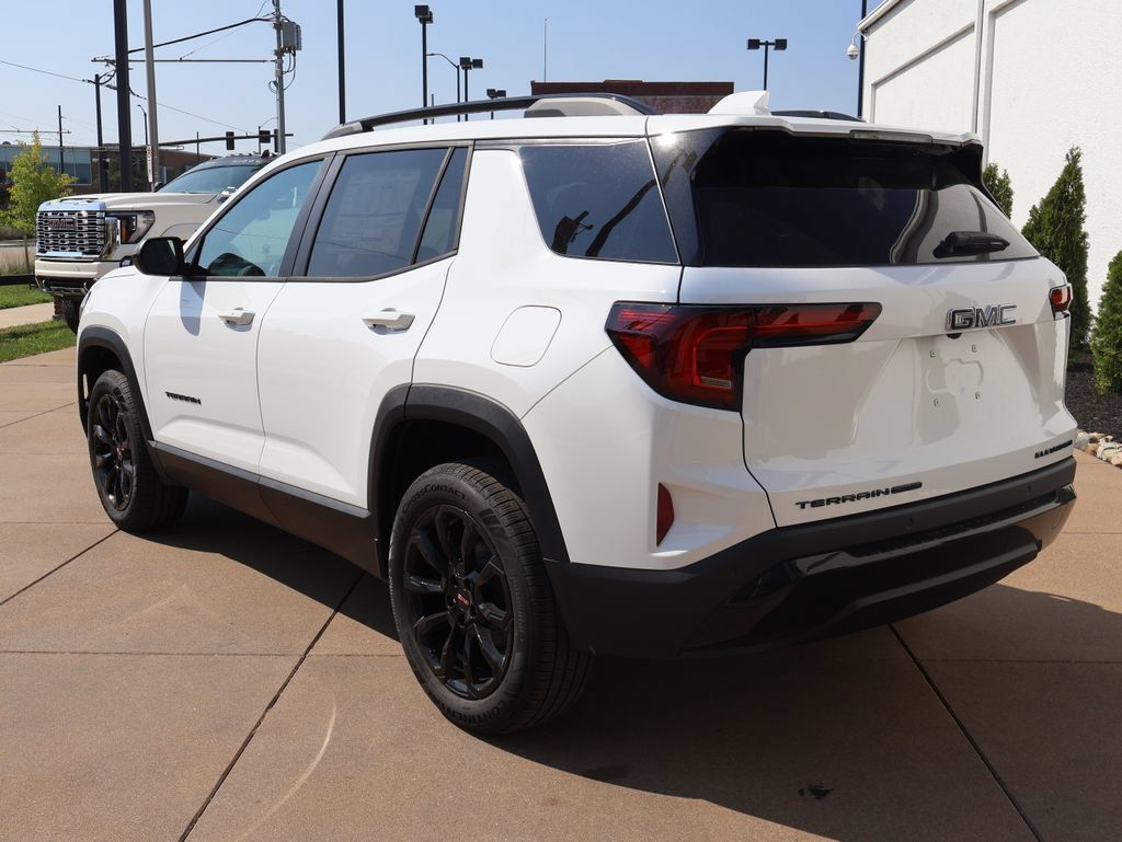 New 2027 GMC Terrain Elevation w/ Elevation Premium Package AWD/4WD image 4