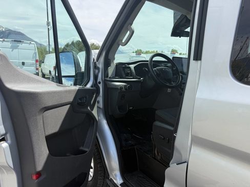 Used 2022 Ford Transit 350 XLT RWD image 14