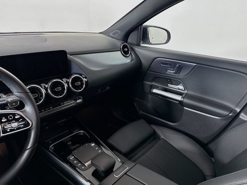 Used 2023 Mercedes-Benz GLA 250 4MATIC image 25