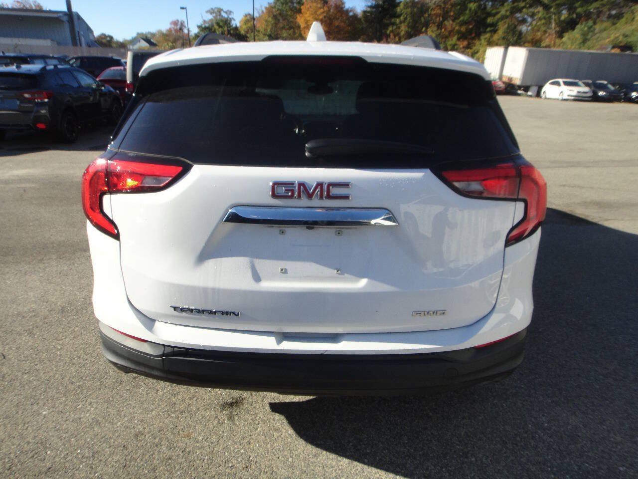 Used 2021 GMC Terrain SLE w/ Driver Convenience Package AWD/4WD image 5