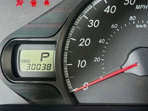 Used 2011 Toyota Sienna LE image 33