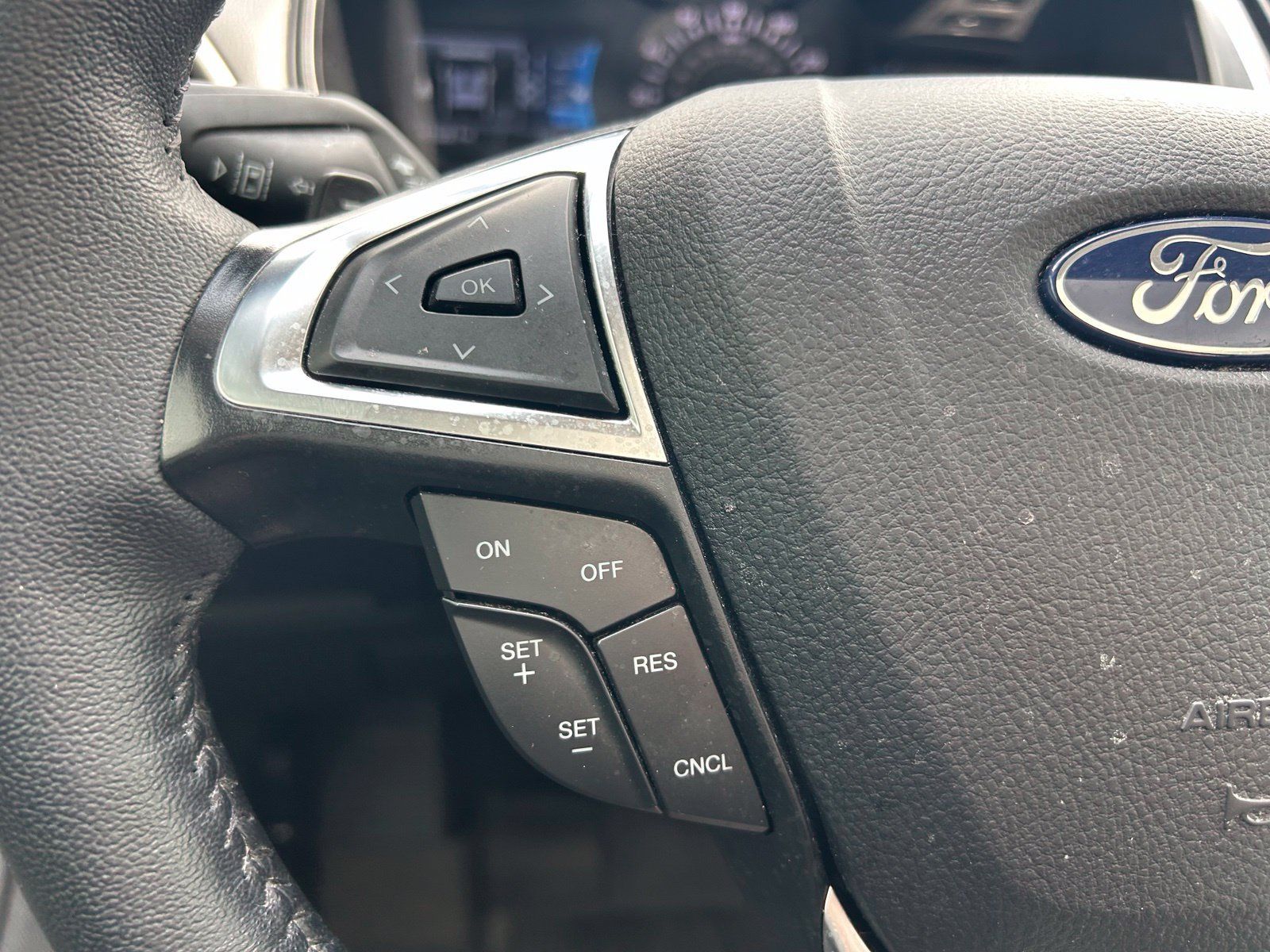 Used 2024 Ford Edge SEL w/ Convenience Package AWD/4WD image 16