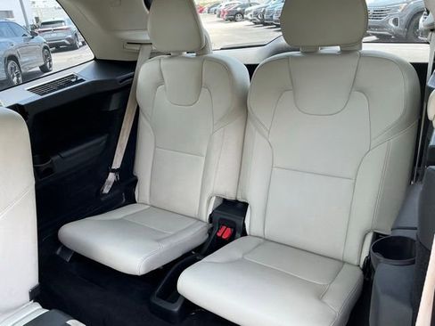 Used 2019 Volvo XC90 T6 Momentum w/ Advanced Package AWD/4WD image 19