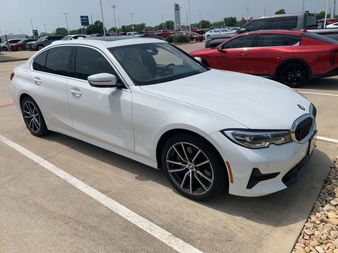 Used 2019 BMW 330i Sedan w/ Convenience Package RWD image 1