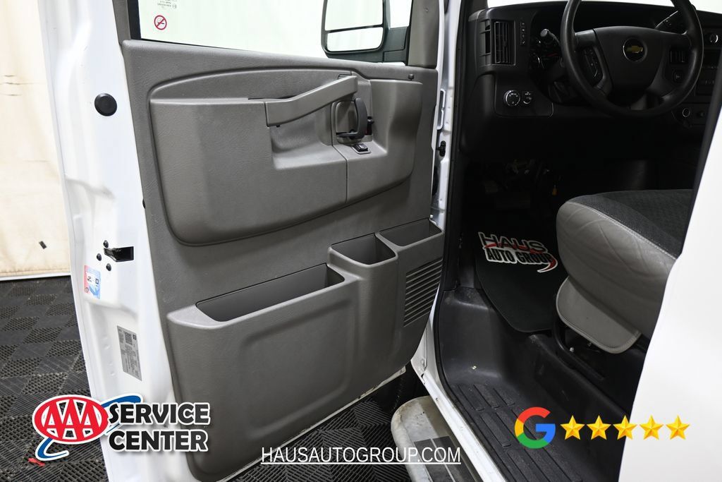 Used 2025 Chevrolet Express 2500 w/ Driver Convenience Package RWD image 17