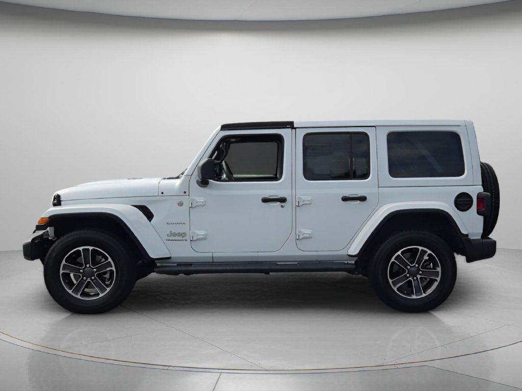 Used 2023 Jeep Wrangler Unlimited Sahara AWD/4WD image 3