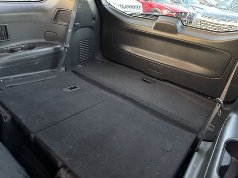 Used 2018 Nissan Pathfinder SL w/ SL Premium Package image 22