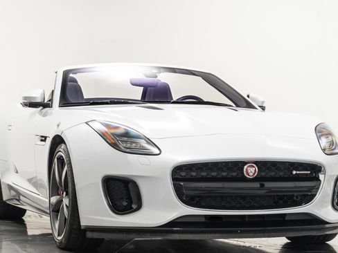 Used 2019 Jaguar F-TYPE R-Dynamic image 3