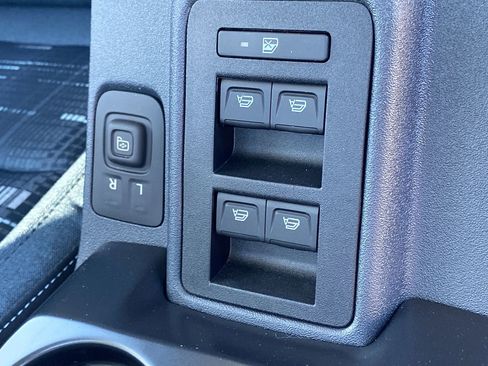 New 2025 Ford Bronco Heritage Edition image 17