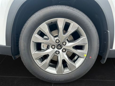 New 2026 Toyota Grand Highlander AWD image 9