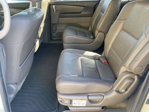 Used 2017 Honda Odyssey Touring image 16