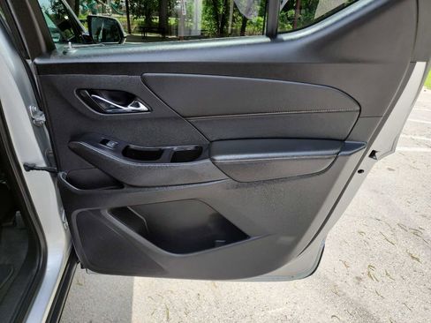 Used 2020 Chevrolet Traverse LT w/ LT Premium Package FWD image 36