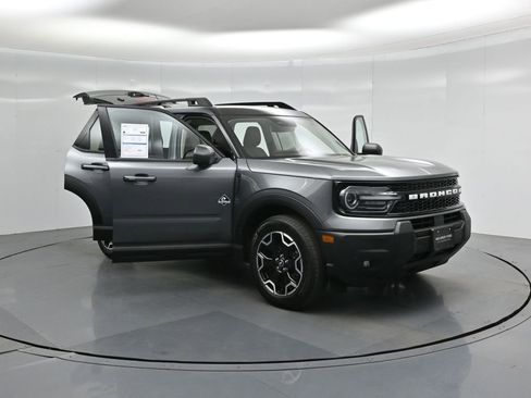 Certified 2025 Ford Bronco Sport Outer Banks w/ Outer Banks Tech Package+ image 37