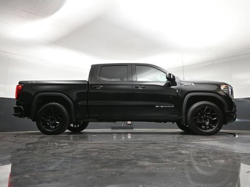Used 2023 GMC Sierra 1500 SLT w/ SLT Premium Plus Package AWD/4WD image 28