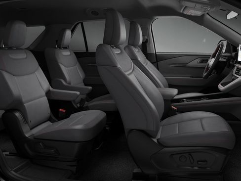 New 2026 Ford Explorer Active w/ Active Comfort Package RWD image 29
