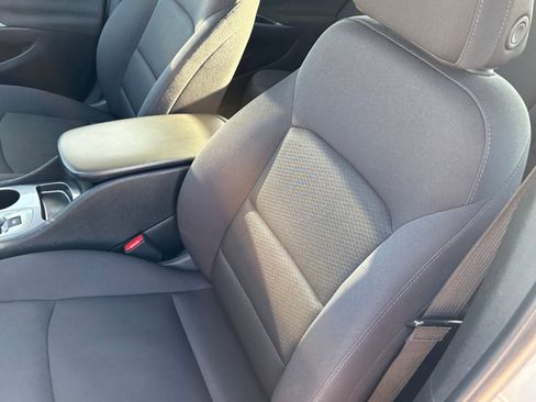 Used 2024 Chevrolet Malibu LS image 27