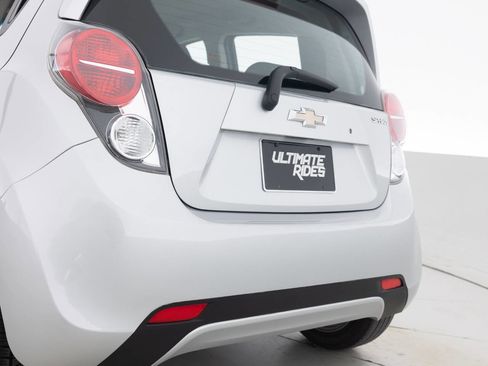 Used 2015 Chevrolet Spark LT image 22