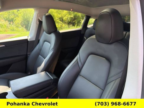 Used 2025 Tesla Model Y Long Range RWD image 18