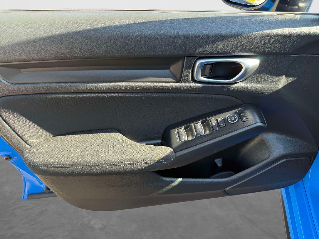 Used 2025 Honda Civic Sport image 14