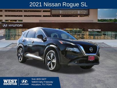 Used 2021 Nissan Rogue SL w/ Premium Package
