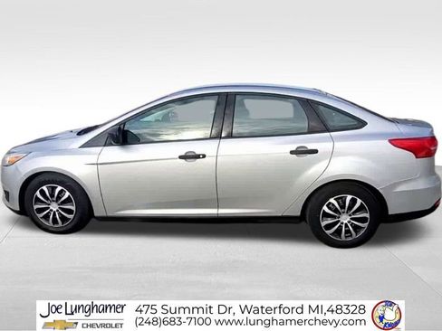 Used 2016 Ford Focus S image 5