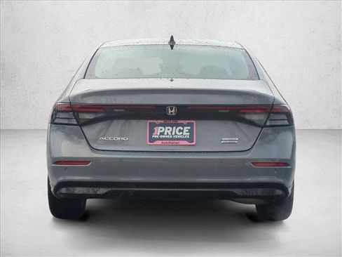 Used 2025 Honda Accord Touring image 7