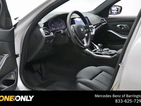 Used 2019 BMW 330i xDrive Sedan w/ Premium Package AWD/4WD image 16