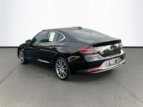 Used 2023 Genesis G70 2.0T image 5