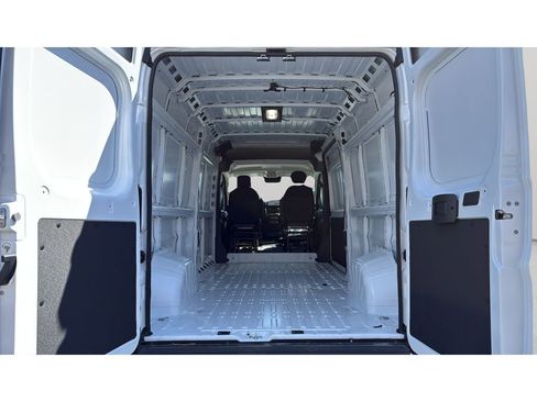 New 2026 RAM ProMaster 2500 FWD image 18
