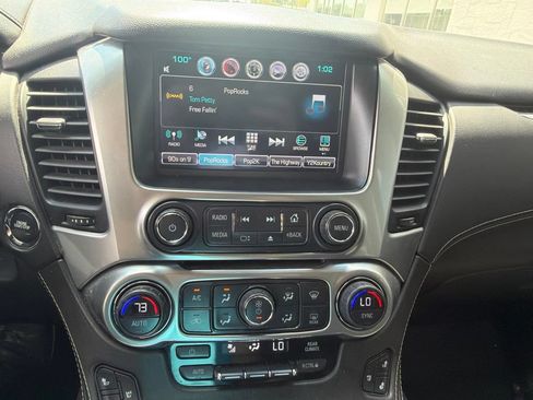 Used 2016 Chevrolet Tahoe LTZ AWD/4WD image 14
