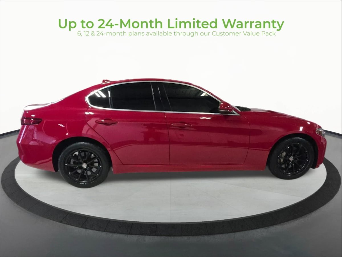 Used 2020 Alfa Romeo Giulia AWD w/ Cold Weather Package image 8