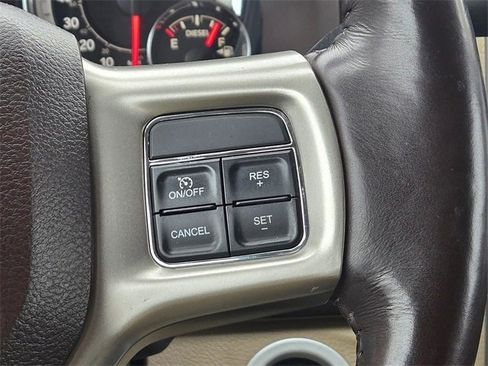 Used 2018 RAM 2500 Laramie w/ Convenience Group image 10