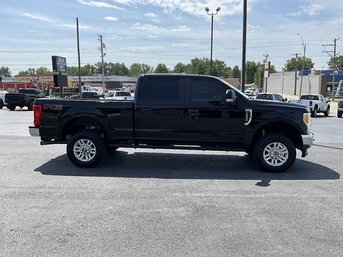 Used 2017 Ford F250 XL w/ STX Appearance Package AWD/4WD image 6