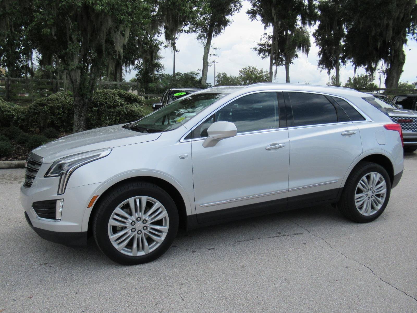 Used 2019 Cadillac XT5 Premium Luxury FWD image 4