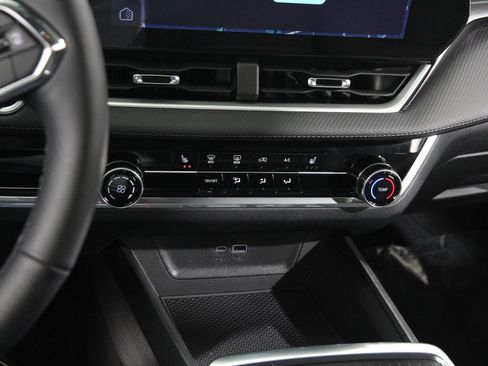 Certified 2025 Chevrolet Equinox LT image 15