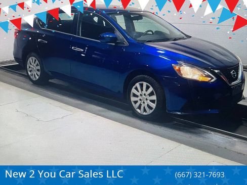 Used 2018 Nissan Sentra S FWD image 1