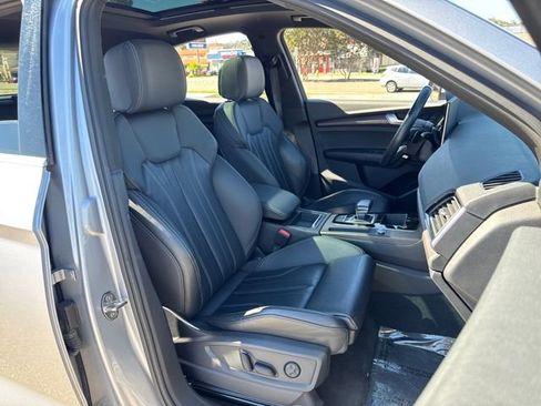 Used 2022 Audi Q5 2.0T Premium image 21