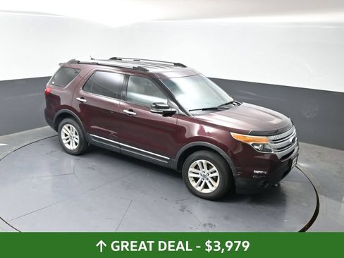 Used 2011 Ford Explorer XLT w/ 202A Rapid Spec Order Code AWD/4WD image 42