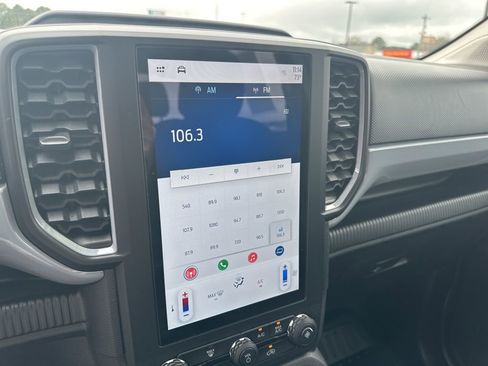 Used 2024 Ford Ranger XL w/ Trailer Tow Package image 18