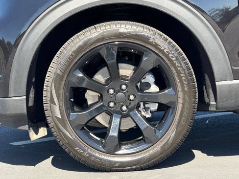 Used 2024 Ford Explorer ST-Line w/ Class IV Trailer Tow Package AWD/4WD image 15
