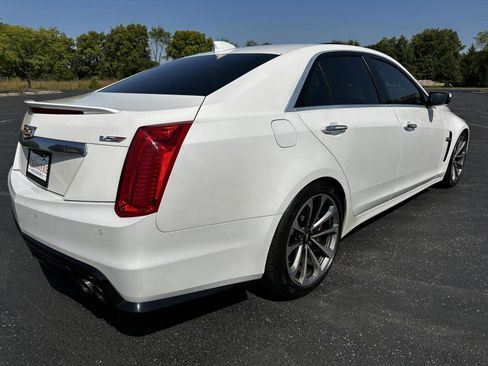Used 2017 Cadillac CTS V w/ Luxury Package image 7