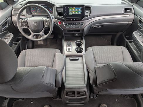 Used 2021 Honda Passport Sport image 22