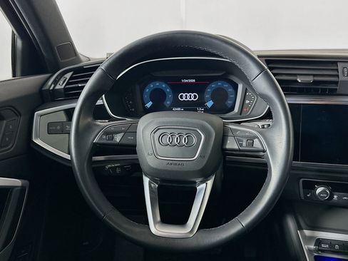 Used 2022 Audi Q3 2.0T Premium Plus image 18