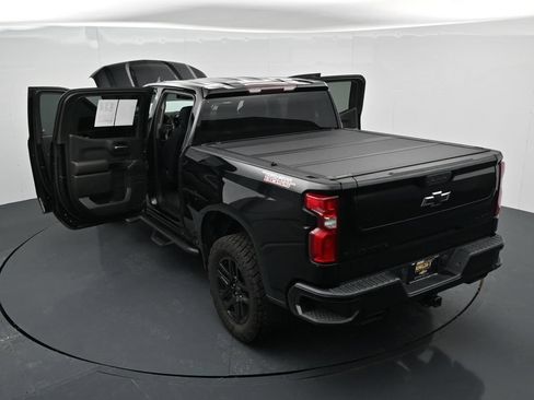 Used 2022 Chevrolet Silverado 1500 Custom Trail Boss w/ Midnight Edition AWD/4WD image 33