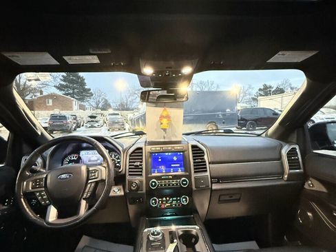 Used 2020 Ford Expedition XLT w/ Equipment Group 202A image 15